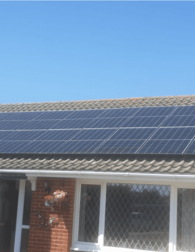 how do solar panels work uk